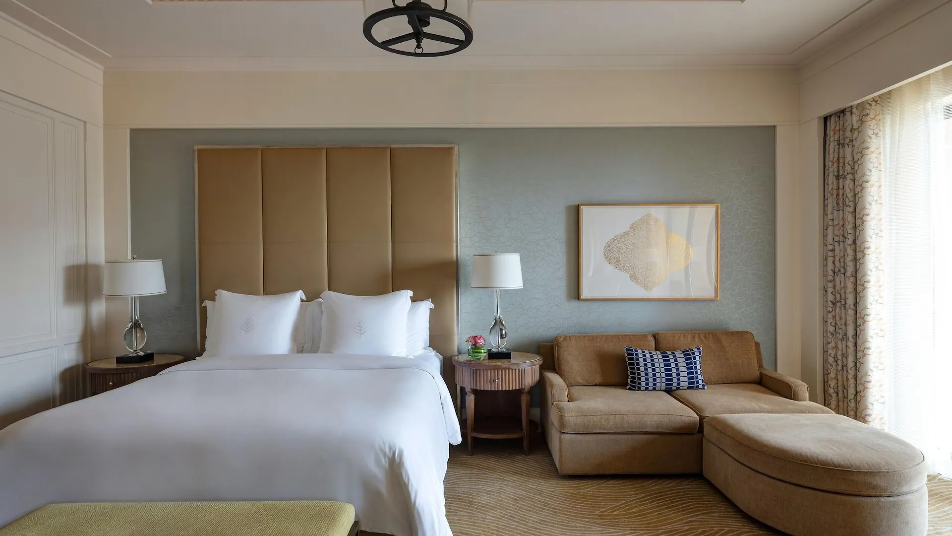 Four Seasons Resort Dubai At Jumeirah Beach
