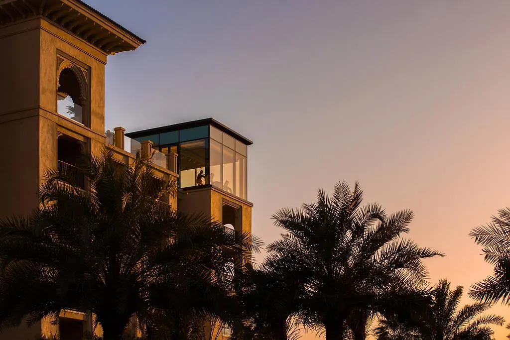 *****  Four Seasons Resort Dubai At Jumeirah Beach Förenade Arabemiraten