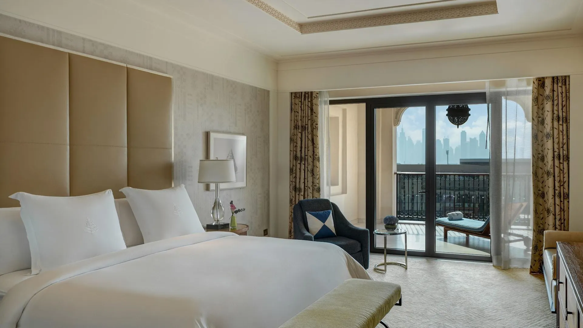 Four Seasons Resort Dubai At Jumeirah Beach